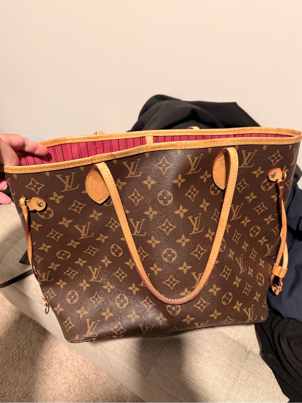 Louis Vuitton Monogram Neverfull MM Canvas Tote with Pink Stripe Lining